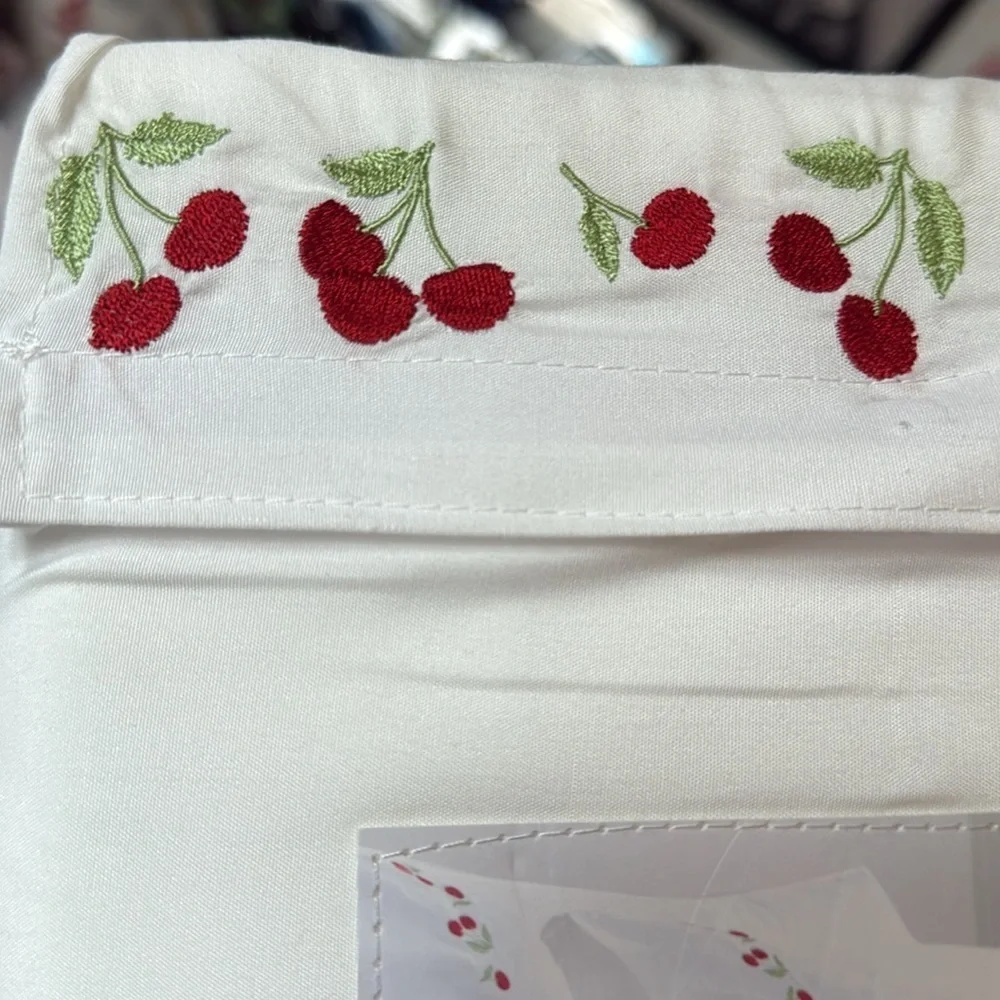 🍒🍒Peri Home cherry 🍒 king Sheet Set🍒🍒